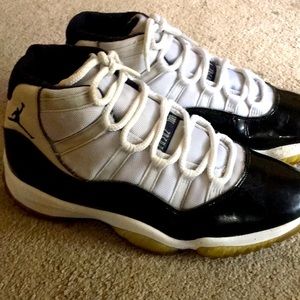 Air Jordan 11 Concord